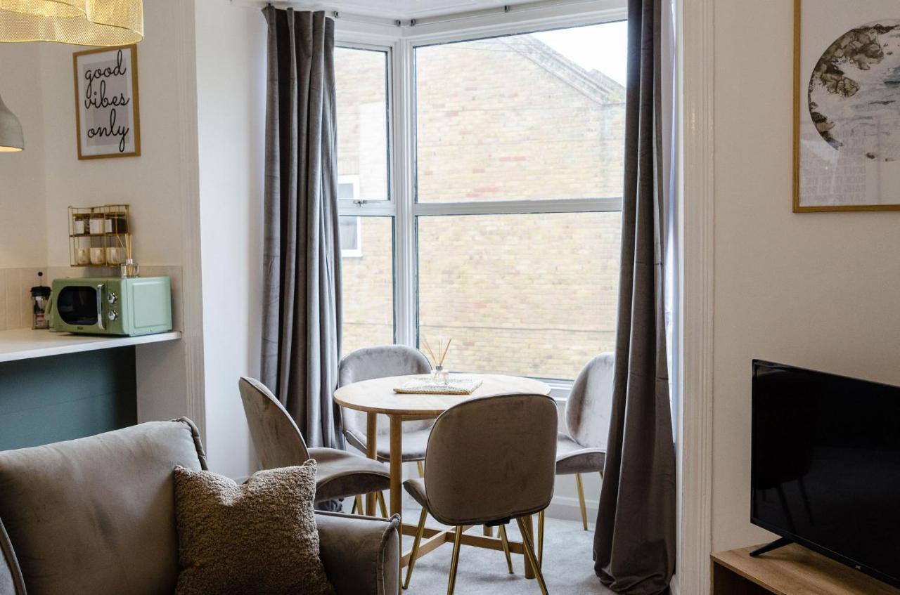 Central Chic Margate Apartment, Edge Of Old Town! Ngoại thất bức ảnh